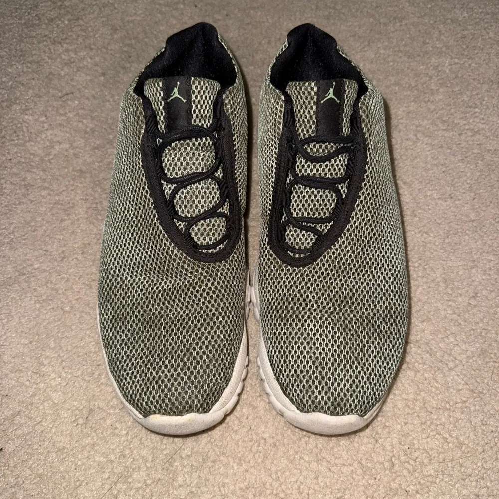 Air Jordan Future Sneakers, Men’s Size 8 Green & Black - Picture 1 of 8